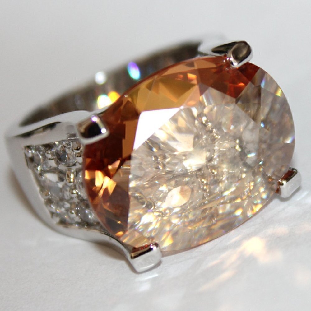 Jewels by Park Lane #10055 Fabulous Ring Topaz Cz Chunky Size 9